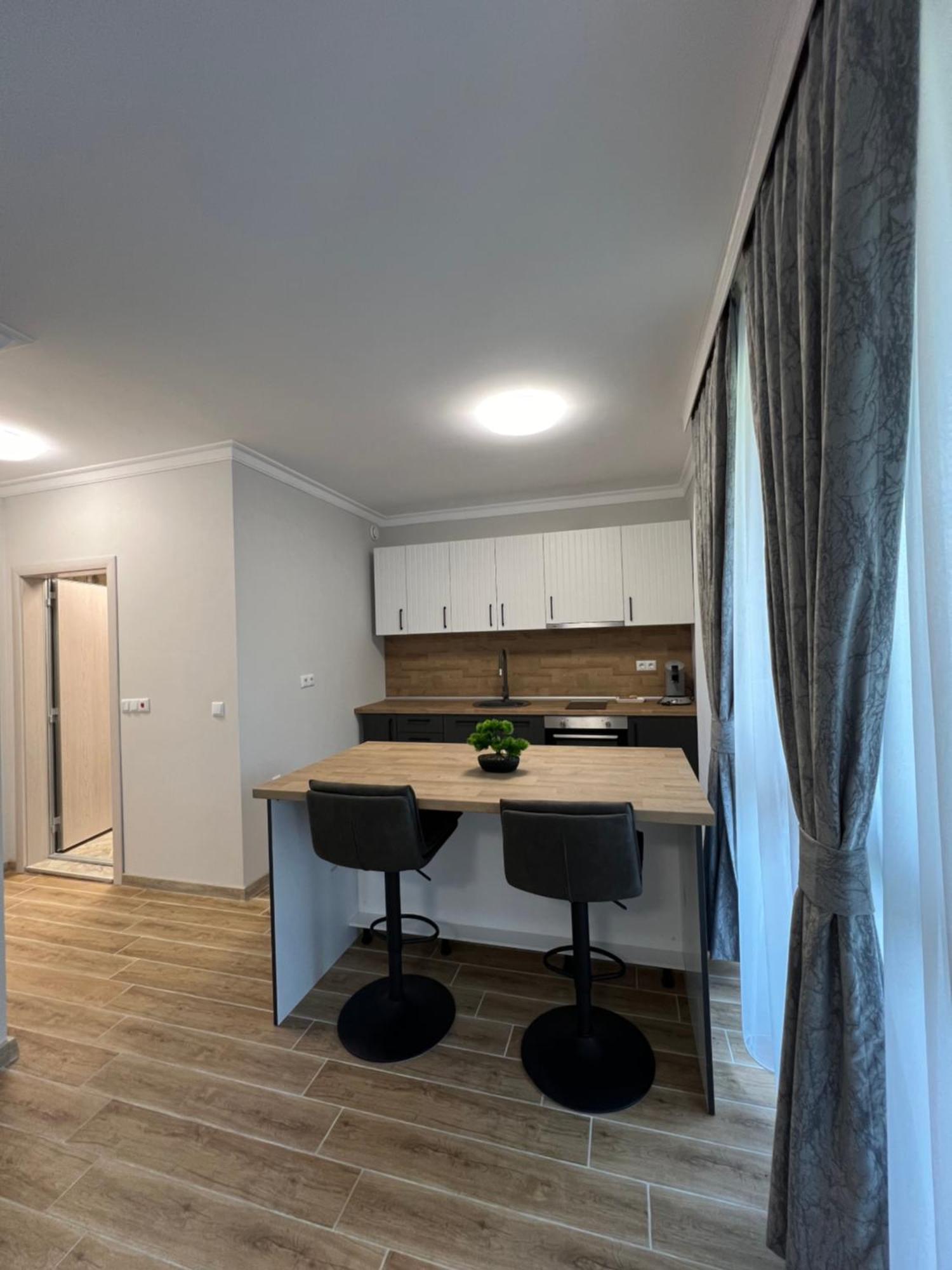 Green Park Apartments And Rooms For Guests Asenovgrad Ngoại thất bức ảnh