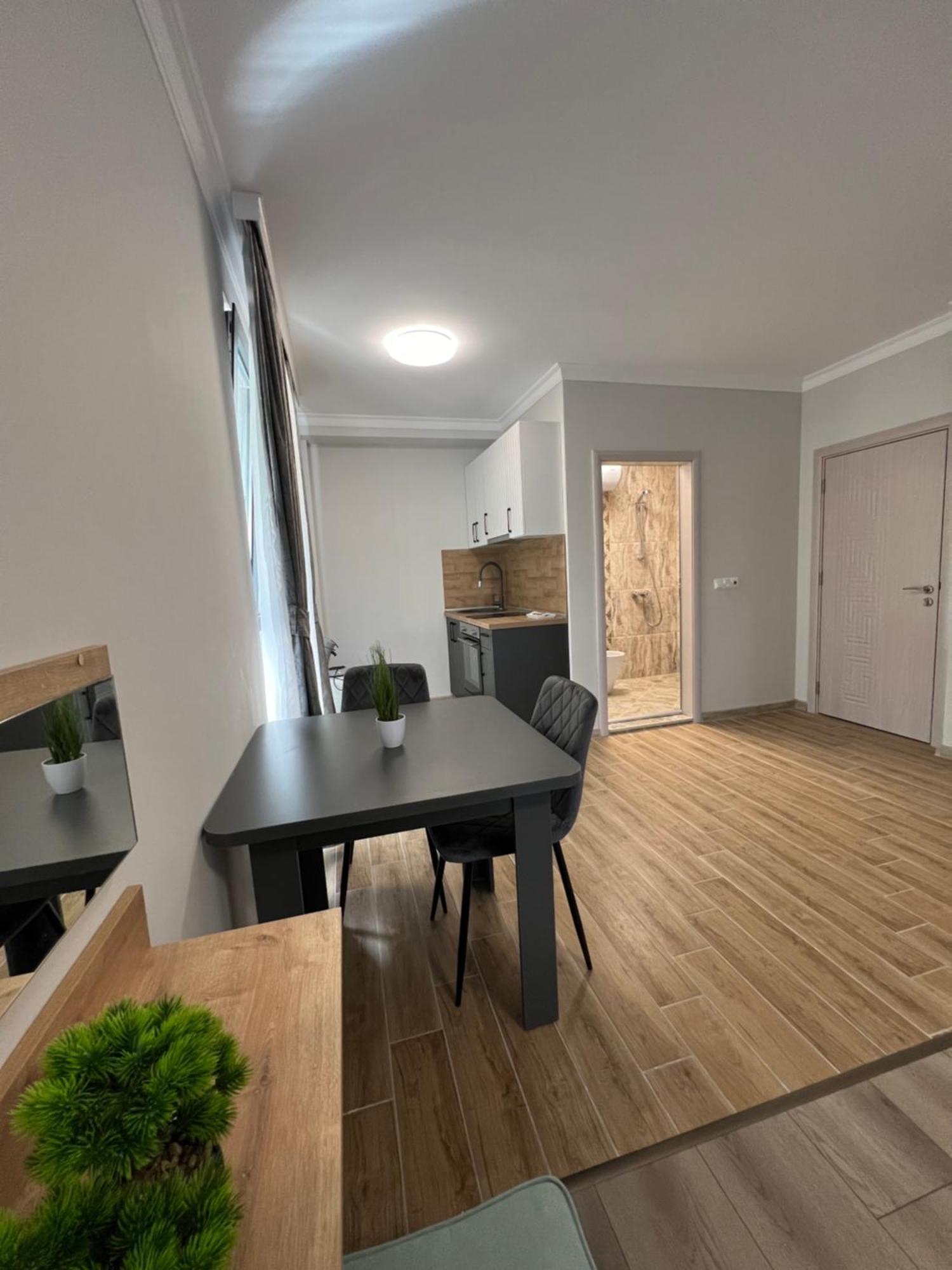 Green Park Apartments And Rooms For Guests Asenovgrad Ngoại thất bức ảnh