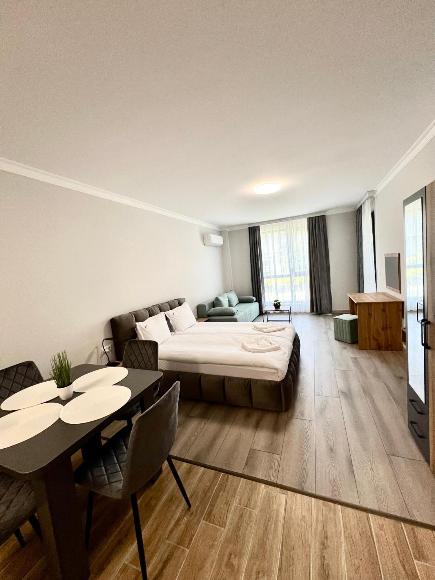 Green Park Apartments And Rooms For Guests Asenovgrad Ngoại thất bức ảnh